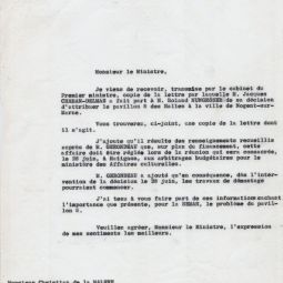Lettre du prfet Jean Verdier au Conseil de Paris pour le transfert d’un pavillon  Nogent-sur Marne, 1972. Archives de Paris, PEROTIN/101/77/1 45.