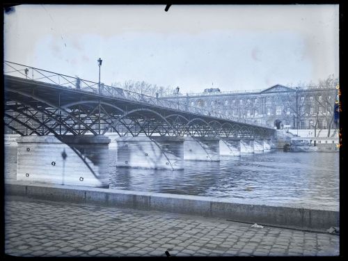 Vues des berges de Seine. Port de Paris, s.d. Archives de Paris 4122W 11.