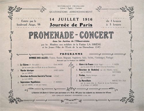 Concert donn  Paris dans le 14e arrondissement pour le 14 juillet 1916. Archives de Paris, VD6 2104.