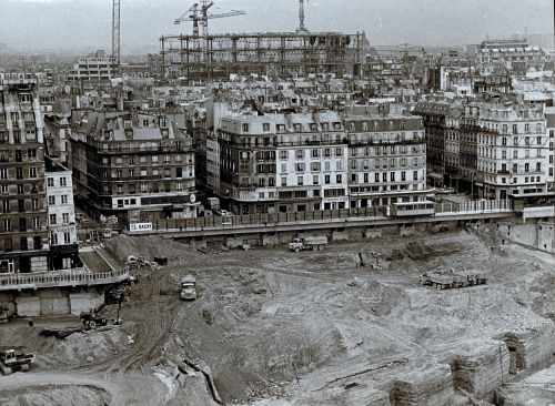 Construction du centre national d&#8217;art et de culture Georges-Pompidou, 1971-1977. Archives de Paris, 1514W 99.