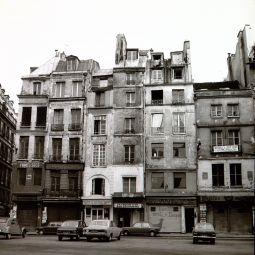 Rue du quartier des halles, autour des anciens pavillons, 1972. Archives de Paris, 1514W 99.