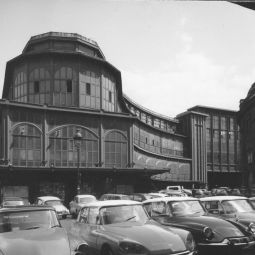 Photographie des pavillons n°1 etn°2, vers 1960. Archives de Paris, 3478W 77.