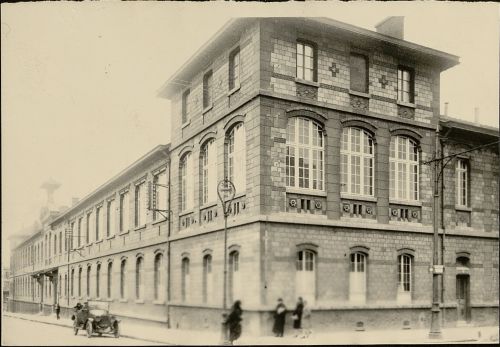 Montreuil (Seine-Saint-Denis), collège Marcelin-Berthelot, s.d. [circa 1925]. Archives de Paris, 11Fi 1985.