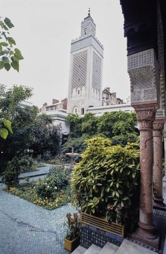Direction de l’information et de la communication (DICOM) : Grande Mosquée de Paris, 1991. Diapositives © DICOM. Archives de Paris, 3598W 171.